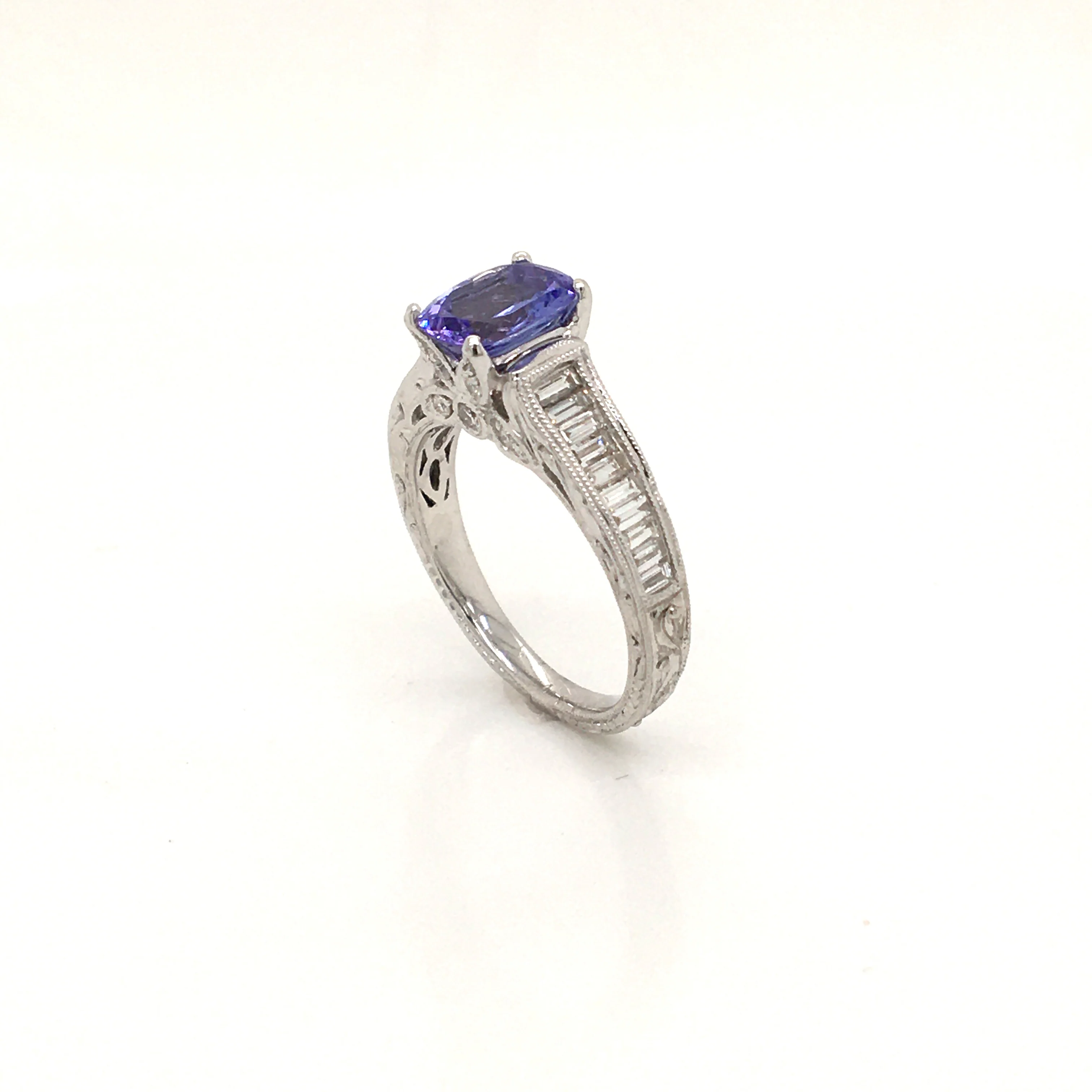 18K White Gold Tanzanite and Diamond Engagement Ring - Image 3