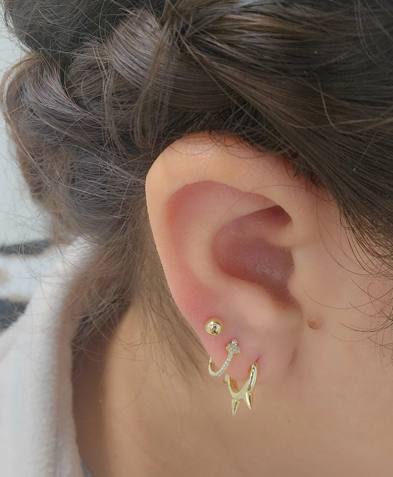 4mm Full Ball Earring - Image 3