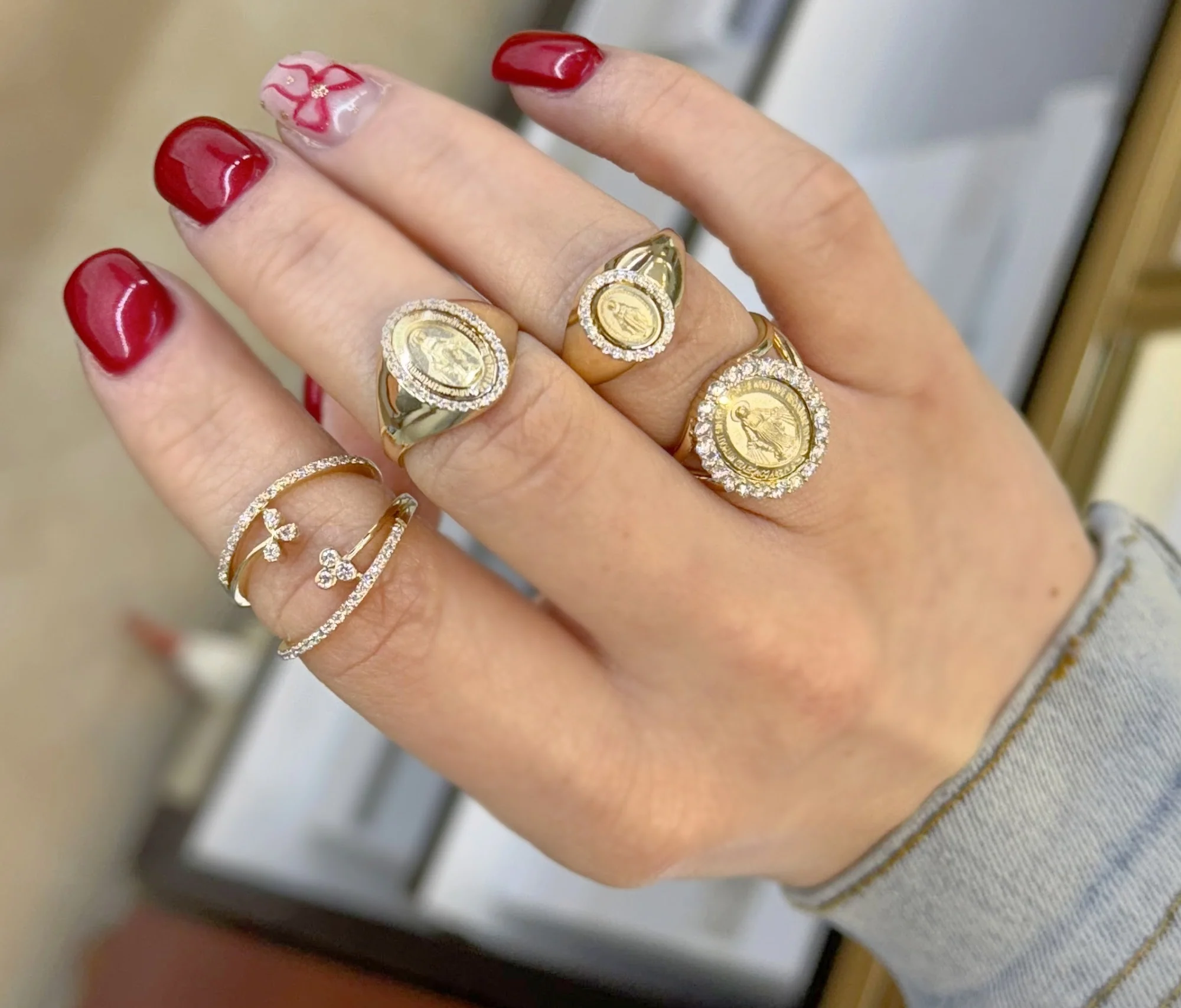 Dainty Diamond Miraculous Medal Signet Ring - Image 8