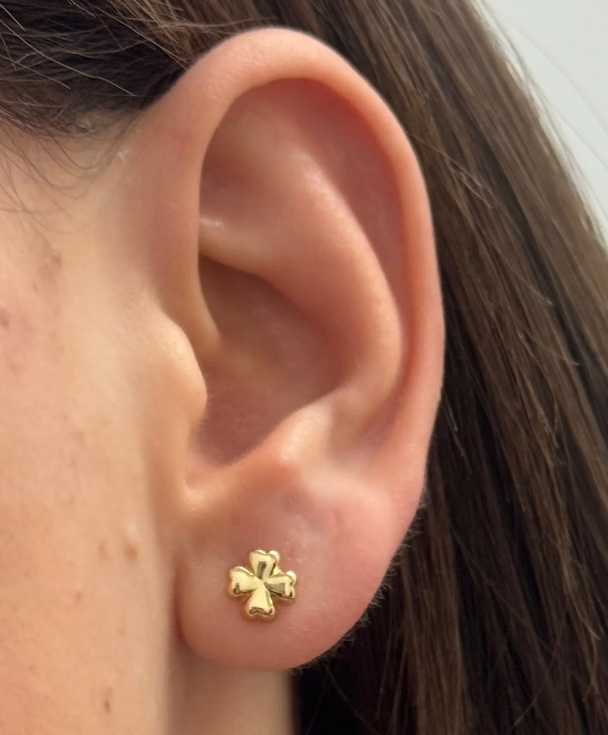 Medium Clover Stud Earrings - Image 2
