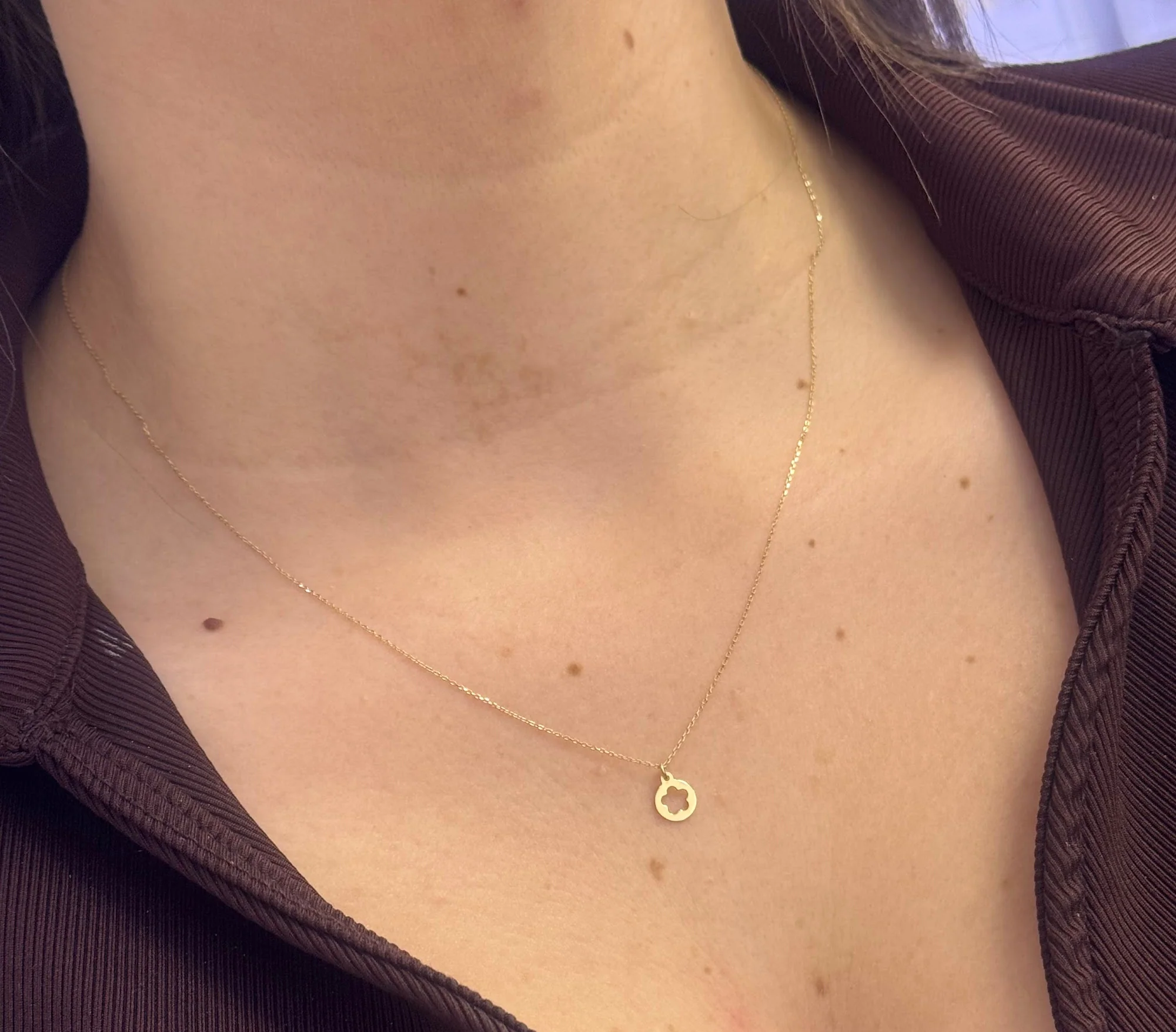 Mini Flower Disc Necklace - Image 3
