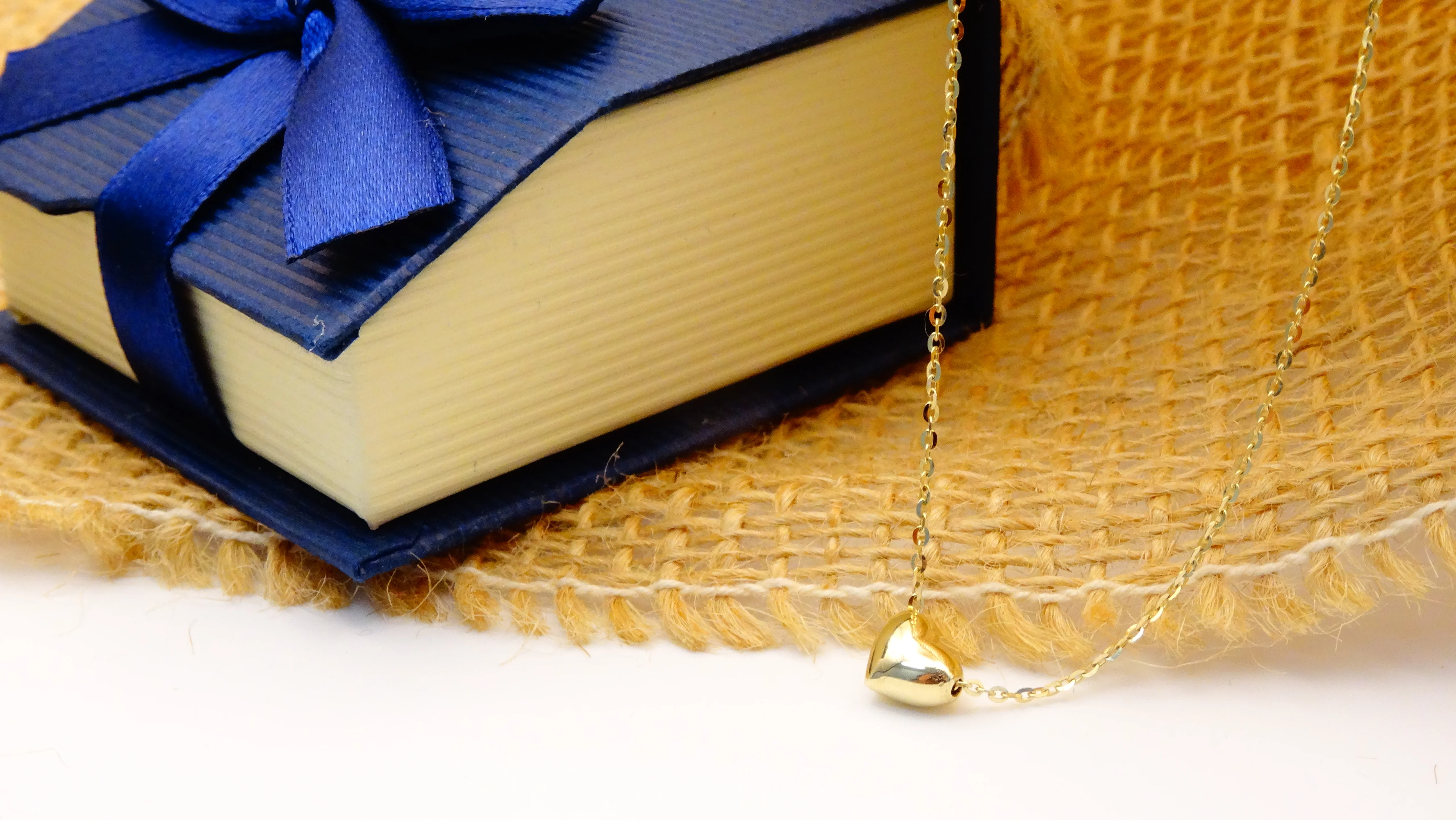 Mini Puffed Heart Necklace - Image 3