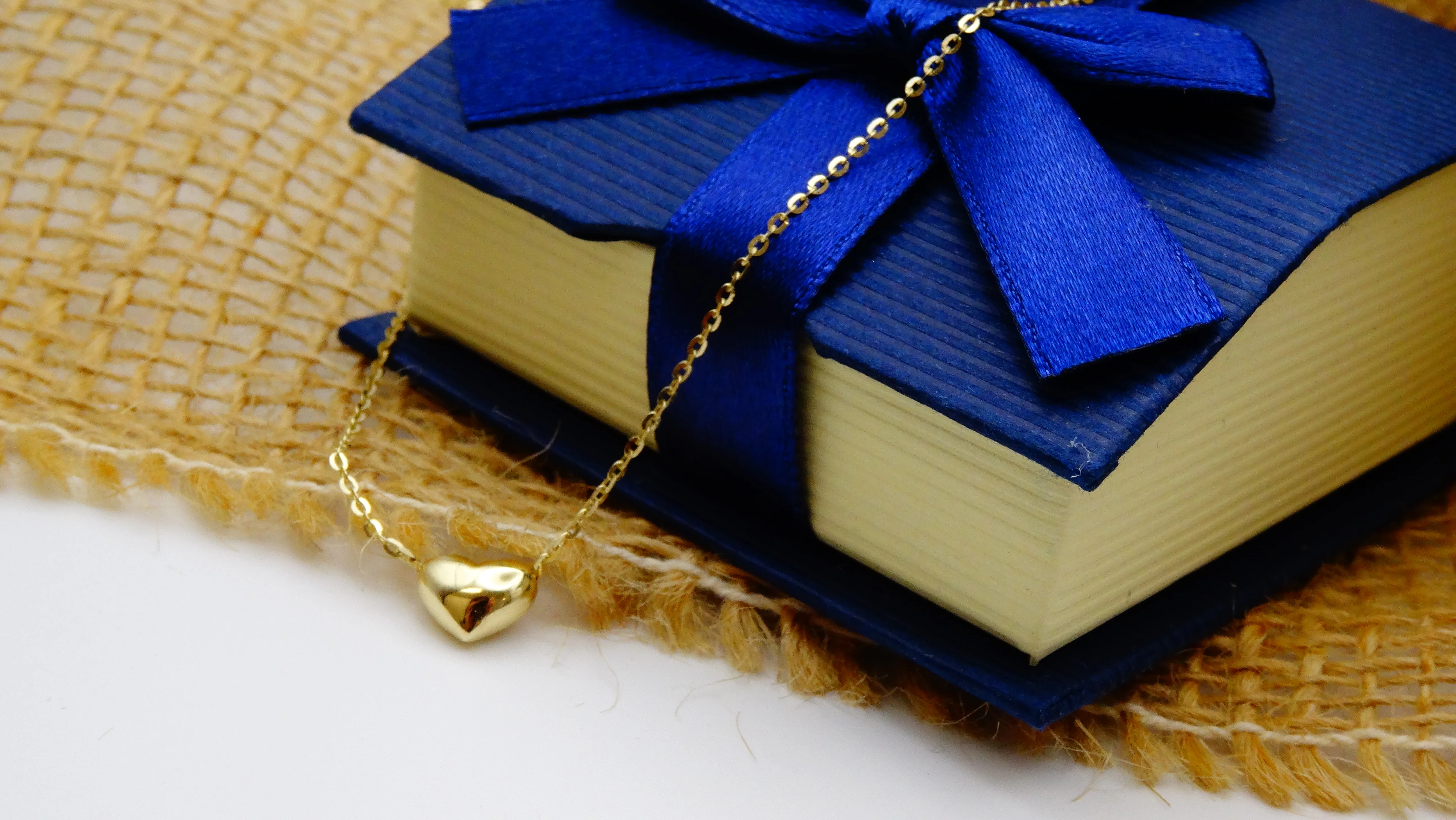 Mini Puffed Heart Necklace - Image 4