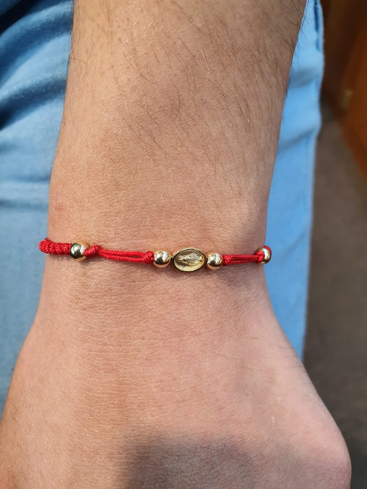 Miraculous or Guadalupe small Medal Macrame Bracelet - Image 3
