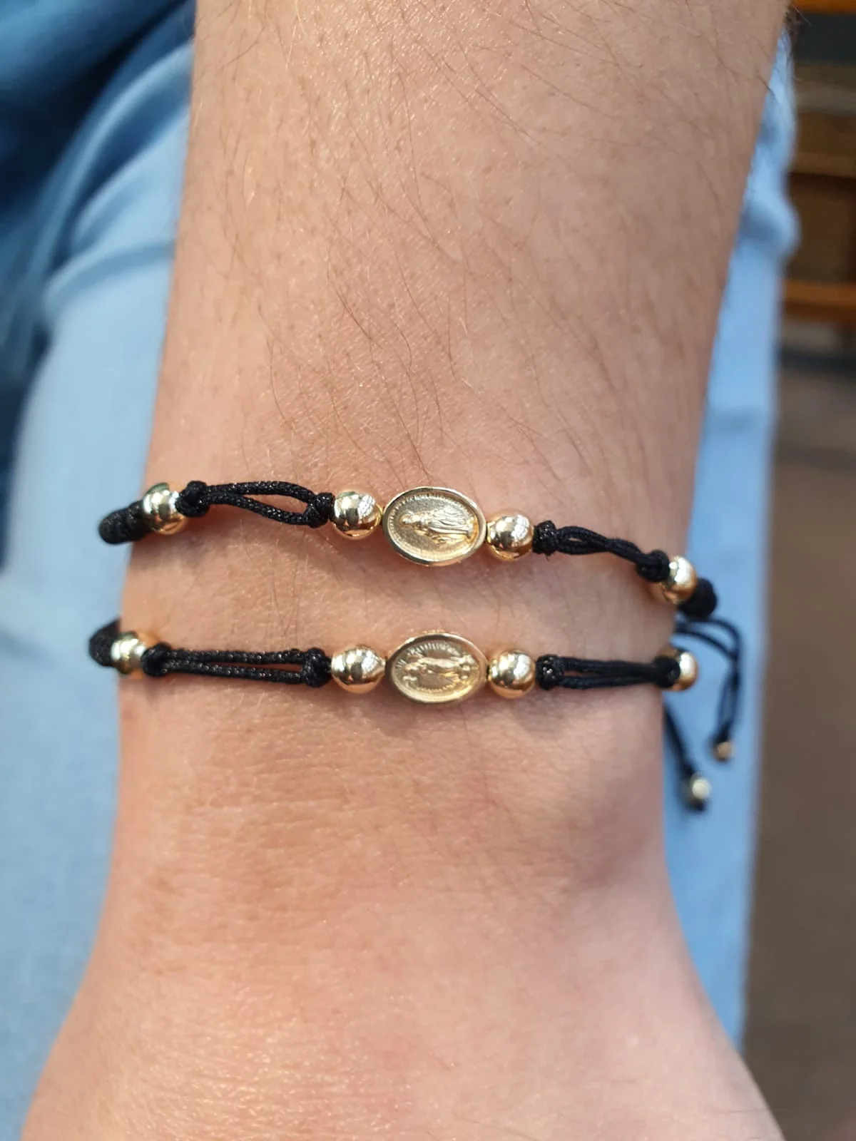 Miraculous or Guadalupe small Medal Macrame Bracelet - Image 5