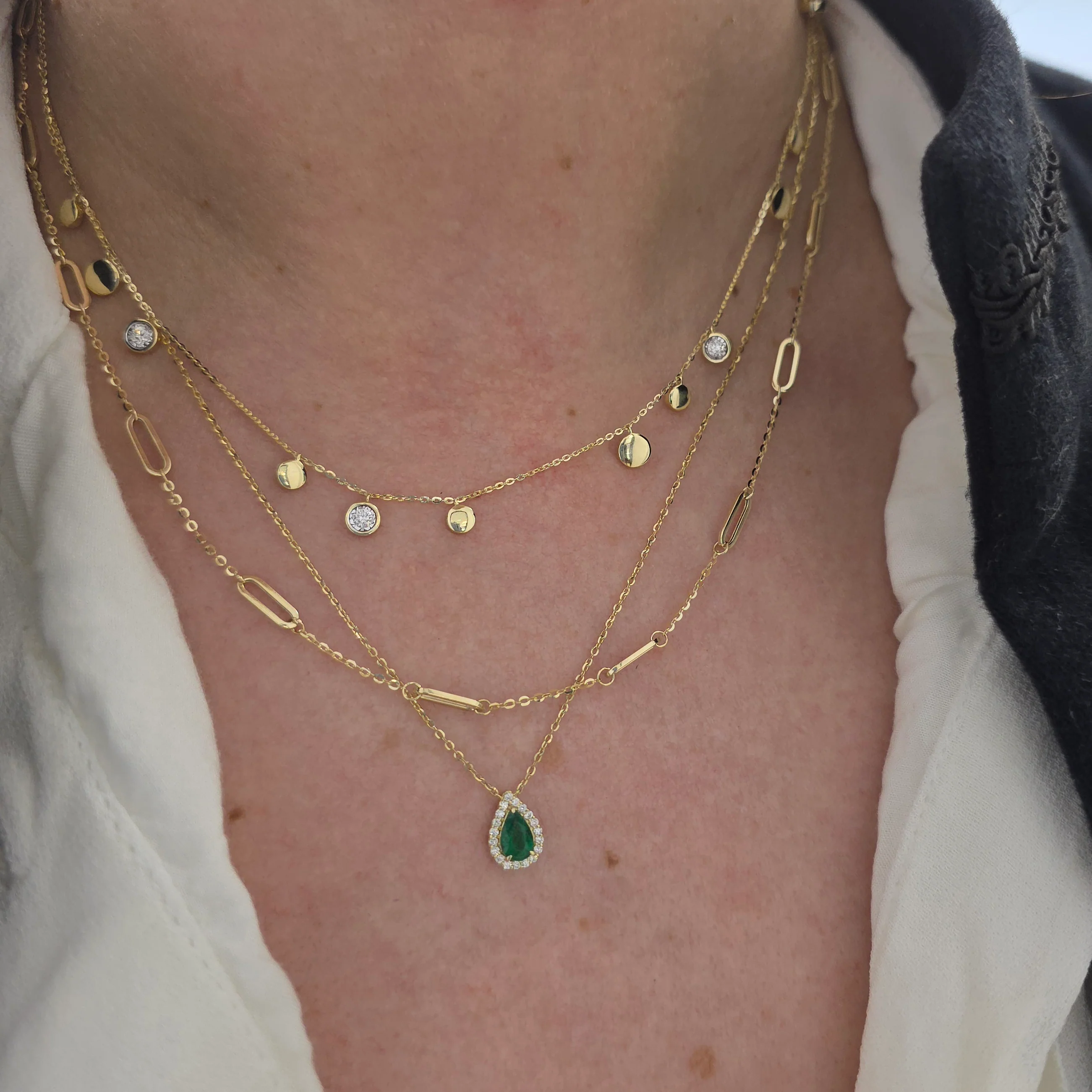 Multi Circle Diamond Illusion Necklace - Image 3