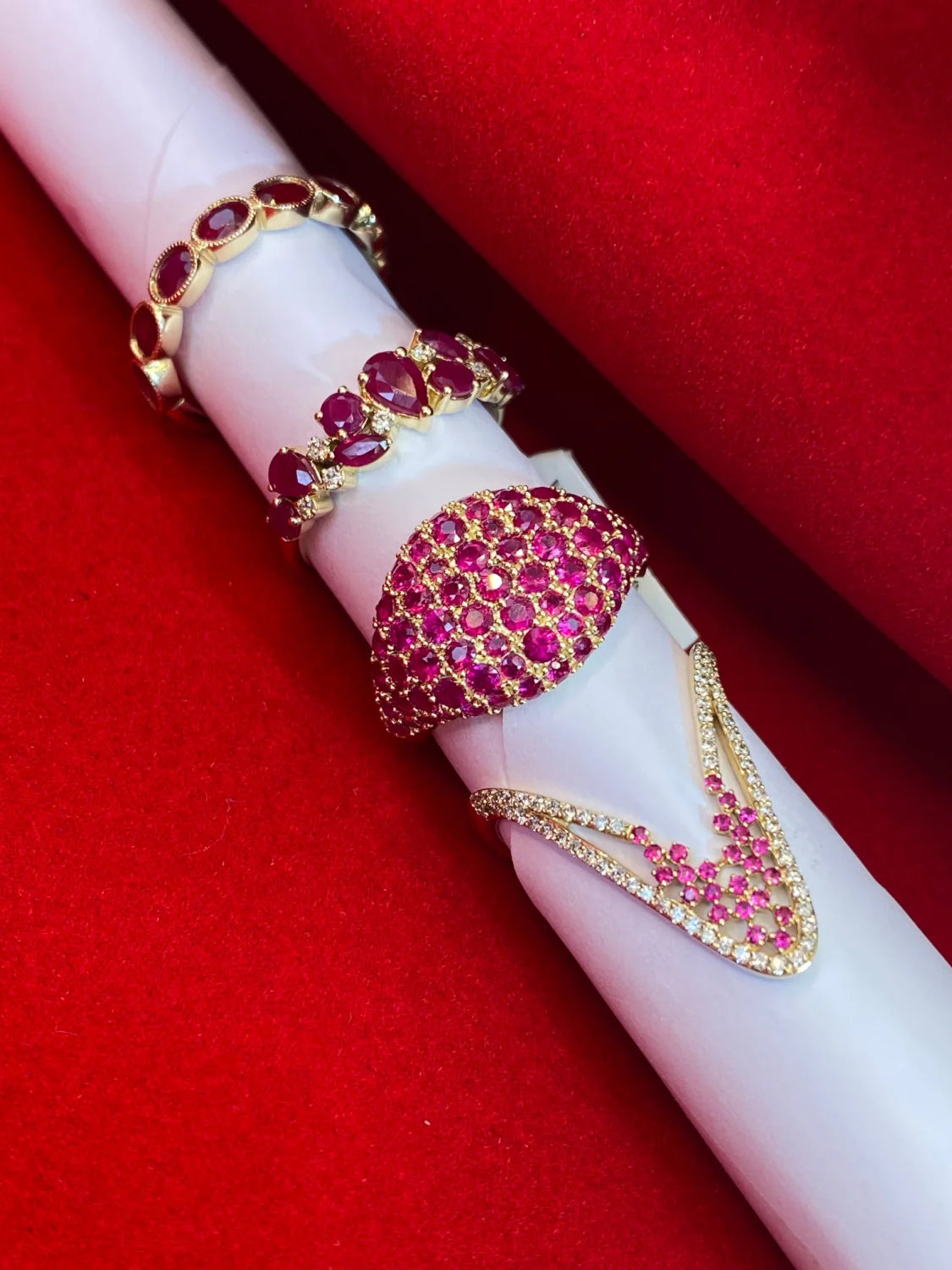 Sexy V Diamond And Color Stone Ring - Image 3