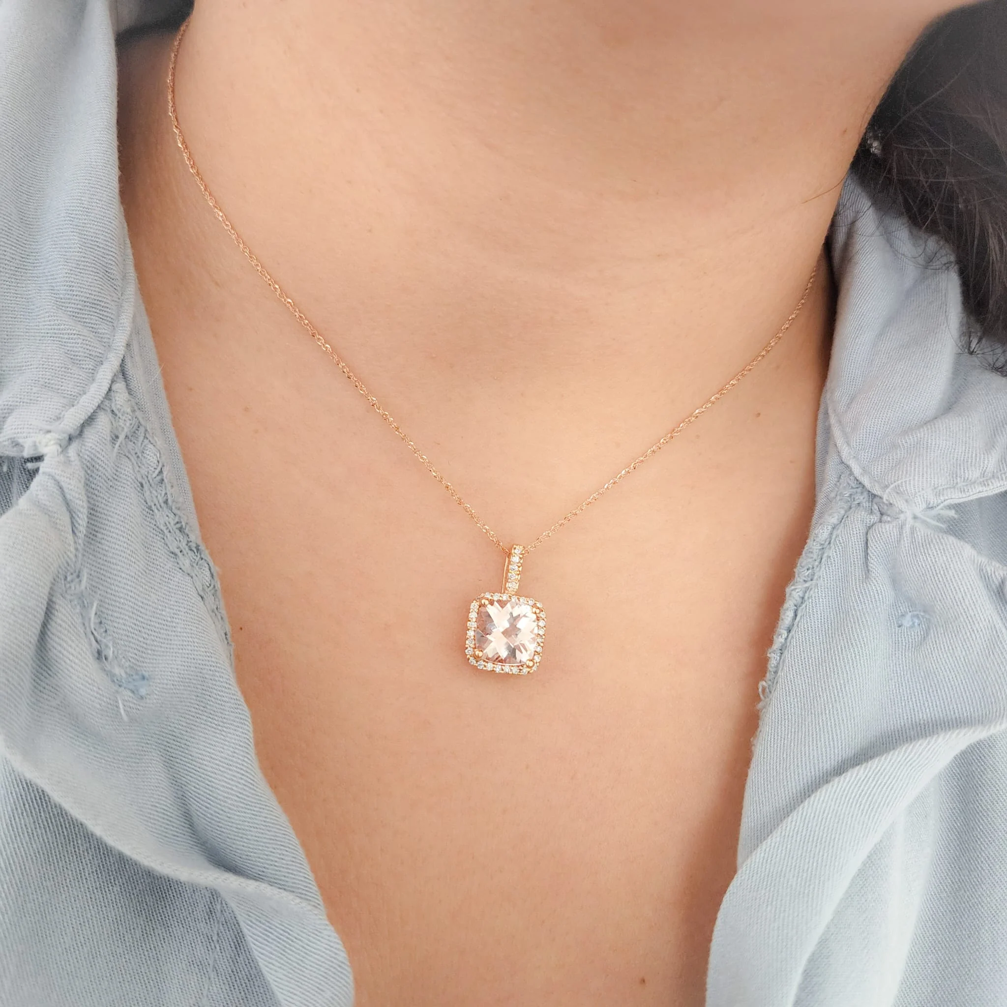 Morganite and Diamonds Pendant Necklace - Image 3